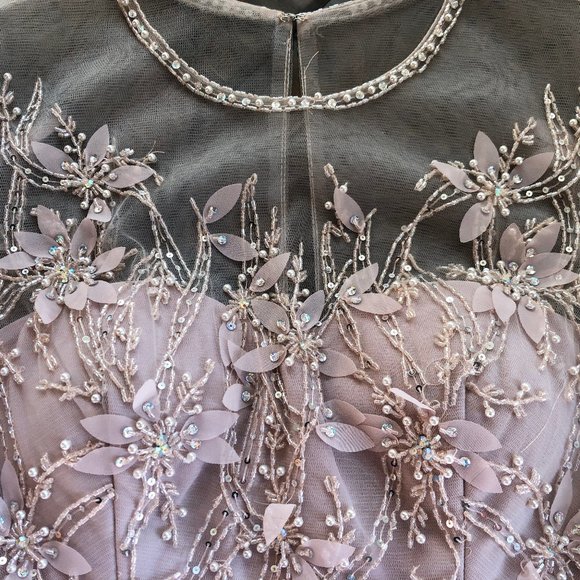 JS Collections gown - Picture 5 of 8